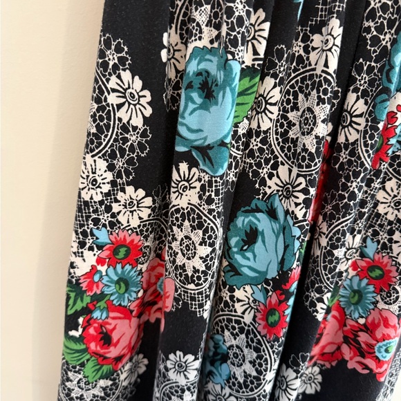 Urban Outfitters Black Floral Mini Dress - Picture 3 of 6